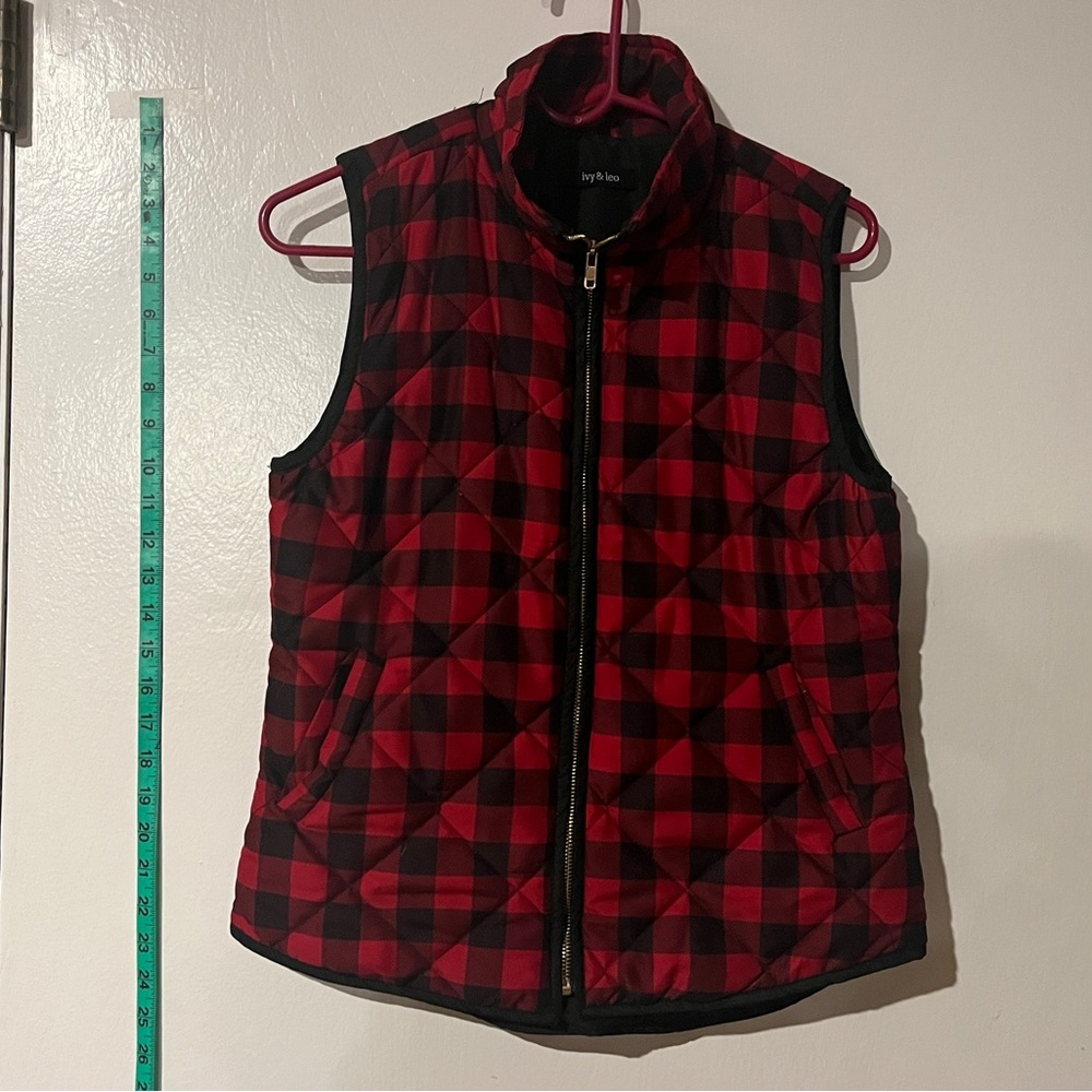 Ivy & Leo Buffalo Plaid Puffer Vest - M